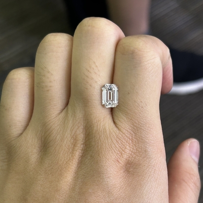 kupować 2.31 karatowy szmaragdowy diament VS1 jasność E kolor online manufacture