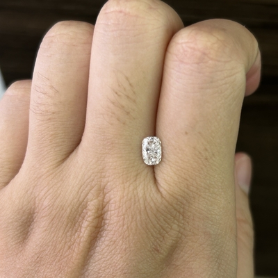 kupować 0.7CT Laboratory Grown Elongated Cushion Cut Diament VS1 Jasność E Kolor online manufacture