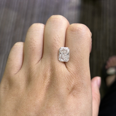 kupować 3.82 Karat Lab Stworzony Radiant Cut Diament CVD E Kolor VS1 Jasność EX VG N online manufacture